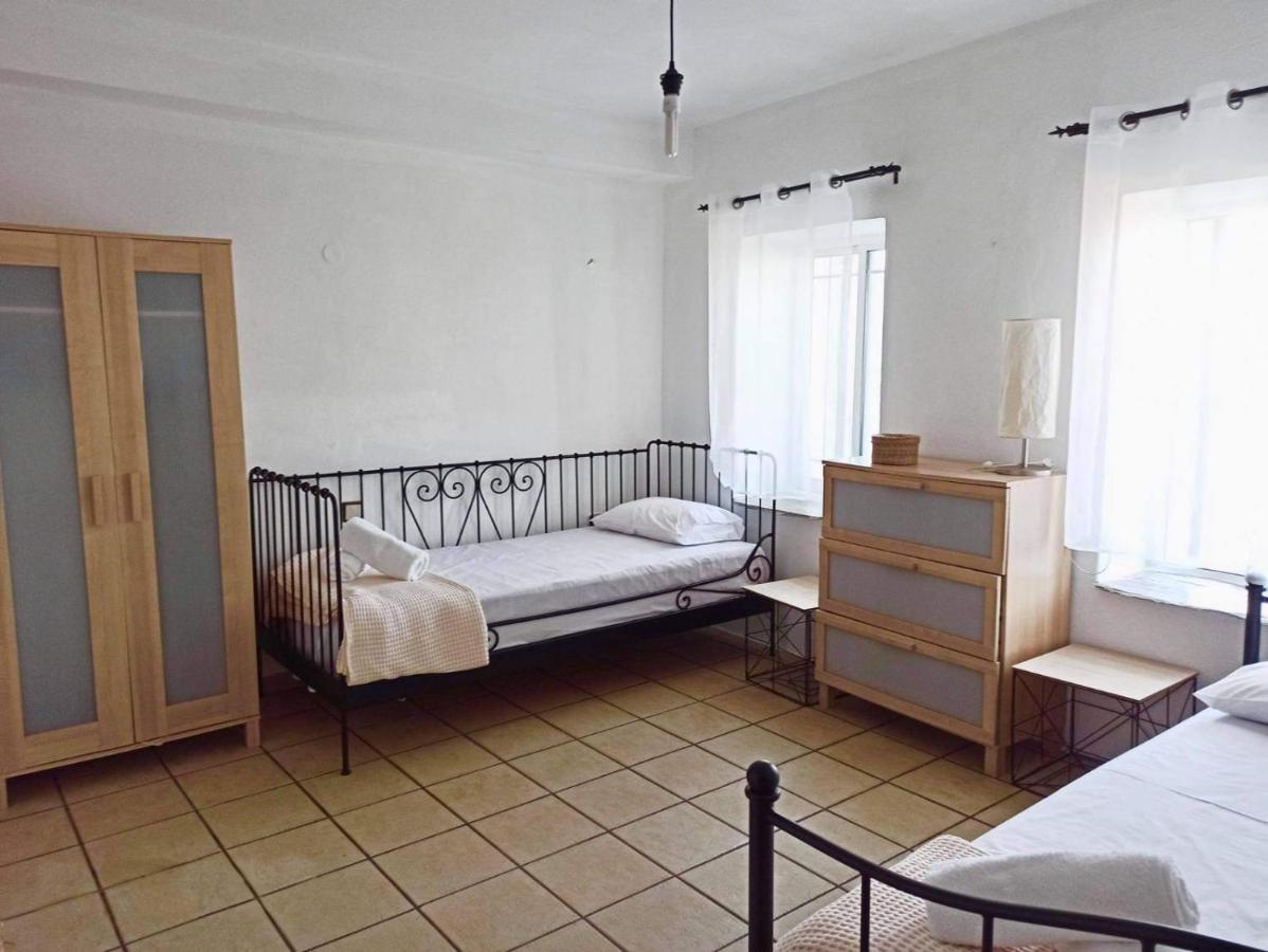 Pantheon Apartman Széresz Kültér fotó